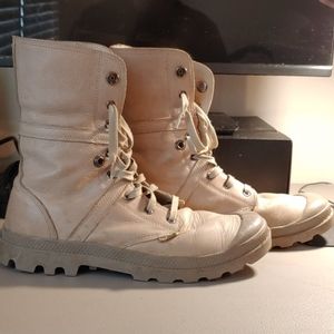 Palladium khaki leather boots